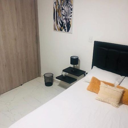 Habitacion Privada Hostel 790 Medellín Zewnętrze zdjęcie