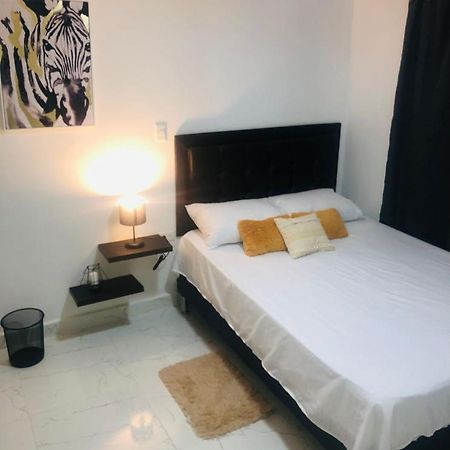Habitacion Privada Hostel 790 Medellín Zewnętrze zdjęcie